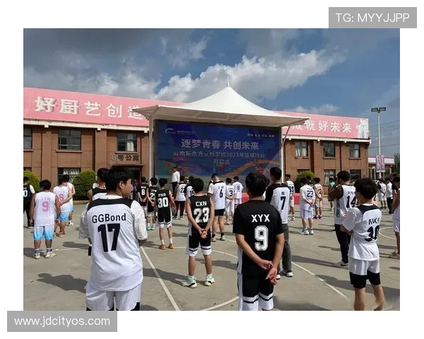 以篮球凝聚青春力量共谱拼搏乐章点燃运动激情梦想