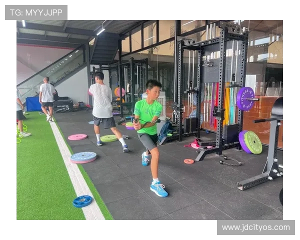 体育运动中的健康理念与体能训练：如何通过科学方法提升运动表现与身体素质