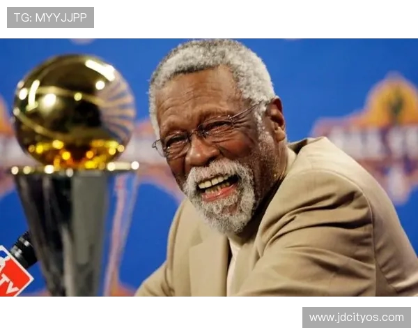 比尔·拉塞尔：从篮球场上的王者到历史巨人的传奇人生