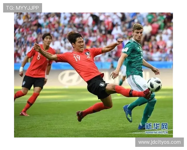 南京羽毛球队力量争议引发热议球员表现与训练方法成焦点讨论 南京羽毛球队力量争议引发热议球员表现与训练方法成焦点讨论