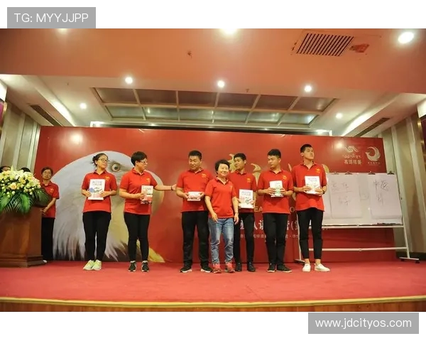 广州羽毛球队在冠军赛中的卓越表现与团队力量分析